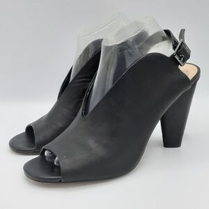 Vince Camuto Kembia Black Leather Heeled Sandals Open Toe Buckle Strap Detail.